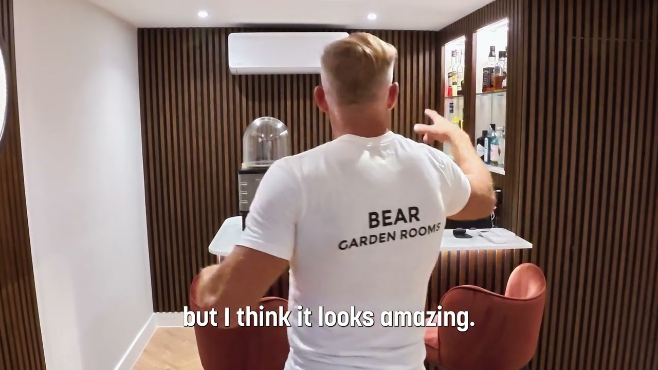 The Cedar Walkthrough Video - Stock, Essex | Bear Garden Rooms