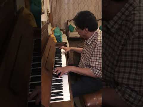 KITNI AKELI KITNI TANHA SI LAGI UNSE MILKE MAIN AAJ