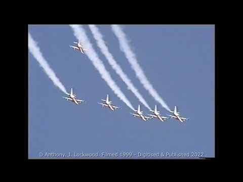 Biele Albatrosy or 'White Albatrosses' - Rare footage of the Slovak Air Force Display Team