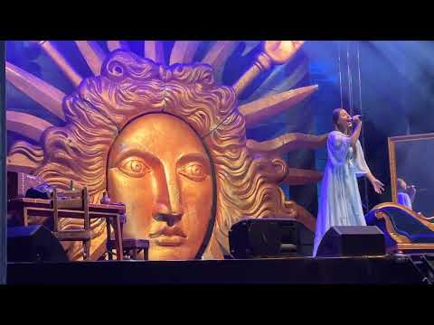 ZÁMEK KAČINA - Marianna Polyáková & Josef Vágner / Vítá nás Adonaj