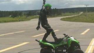 preview picture of video 'fko kawasaki kfx700 stunt.mpg'