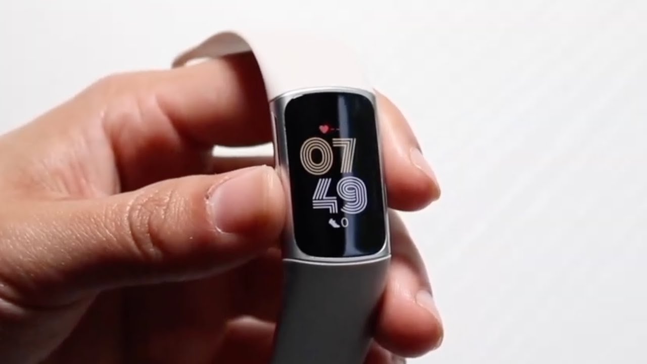FitBit Charge 6 In 2026! (Still Worth Buying?) (Review)