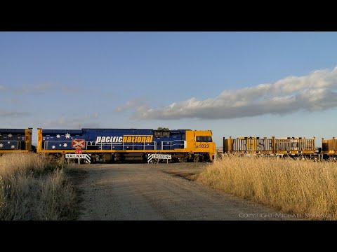 4MA5 Pacific National Freight Train With 93 Class Locomotive (3/2/2021) - PoathTV Australian Railway