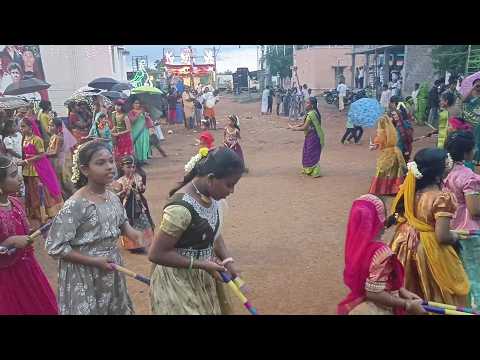 கிருஷ்ண ஜெயந்தி விழா ஸ்ரீ பாமா ருக்மணி சமேத வேணுகோபால் சுவாமி சன்னதியில் அமைச்சர் டி.கே. பிரபு சாமி தரிசனம்
