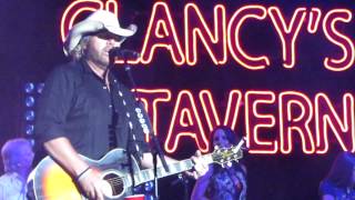 Toby Keith  &#39;I like Girls That Drink Beer&#39;   LIVE in VEGAS