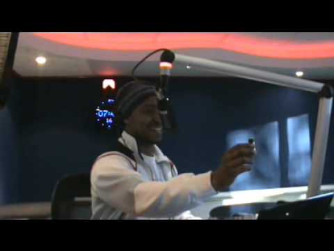 Anna get 9v shock.avi