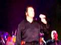 Engelbert sings "Cry" Las Vegas  (07-23-06)