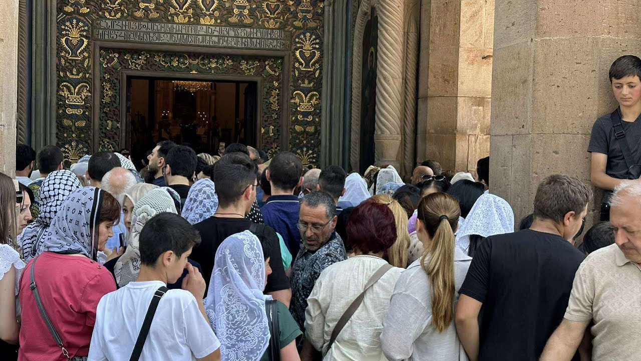 #Ուղիղ. Հավաք Մայր Աթոռում՝ ի պաշտպանություն Հայ առաքելական եկեղեցու