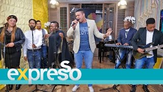 Robin Pieters performs &quot;Listen&quot; LIVE!