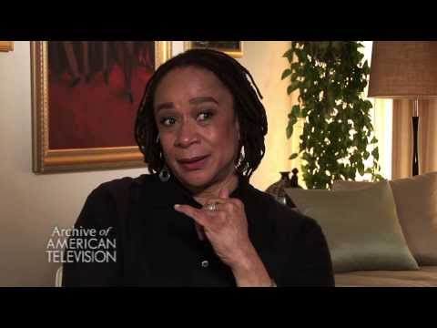 S. Epatha Merkerson on "Law &Order"s transition from Orbach to Farina- EMMYTVLEGENDS.ORG