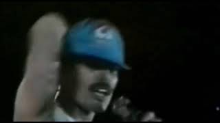 Queen - Fat Bottomed Girls (Legendado em Português) 720p