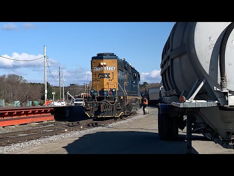 MUST WATCH** B733 switching tracks in Mansfield MA