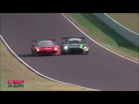 INSANE OVERTAKE!!! 2017 Bathurst 12 Hour