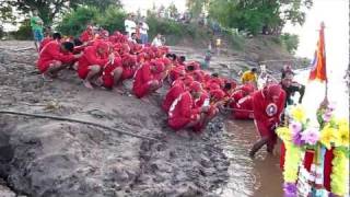 preview picture of video 'Blessing Ceremony for Boat Racing Festival 06'