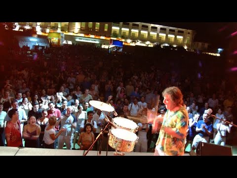 Brazil Percussion Solo #Sambamusic #Sambadance #Fiestalatina 🎊😊🎈🎶🥁🇧🇷