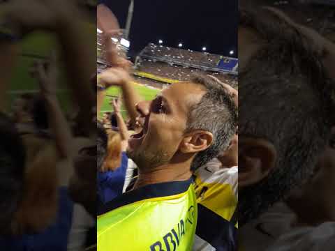 "Cuando te pregunten si la bombonera late, mostrale este video" Barra: La 12 • Club: Boca Juniors