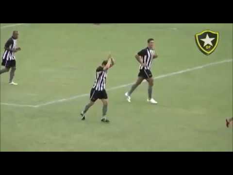 Túlio (Botafogo-DF) - 13/02/2011 - Botafogo-DF 3x1 Brasilia - 1 gol