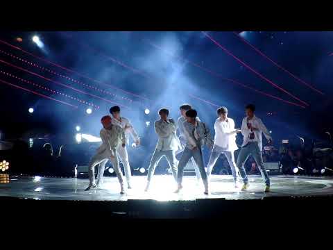 BTS   DNA SBS Super Concert 190428