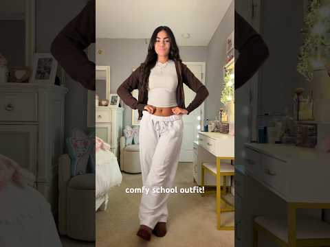Comfy back to school outfit inspo!🤎🤎 #ootd #style #school #fashion #inspo #clothing #sweatpants