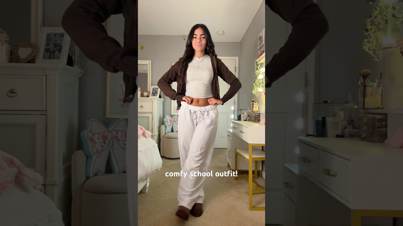 Comfy back to school outfit inspo!🤎🤎 #ootd #style #school #fashion #inspo #clothing #sweatpants