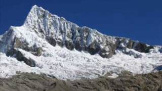 preview picture of video 'Trekking LLanganuco - Santa Cruz - Cordillera Blanca'