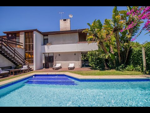 Video de YouTube - Casa En Venta En La Mansa, parada 10, 5 Dormitorios + Dependencia