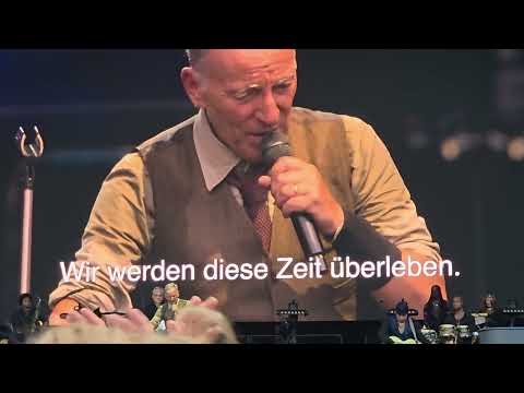 Bruce Springsteen "Intro Speech/My City of Ruins" Berlin 11.6.2025