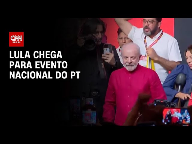 Lula chega para evento nacional do PT em Brasília | AGORA CNN