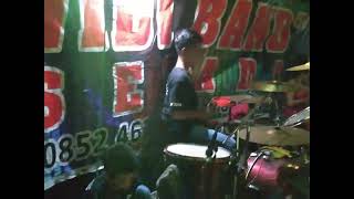 Download lagu GOYANG NASI PADANG._ COVER _ VIDI Band. mp3 Download lagu GOYANG NASI PADANG._ COVER _ VIDI Band. mp3