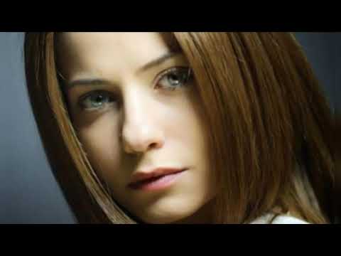 Sara Tokdemir & Mustafa Ceceli  _  Aşk Haklıyı Seçmiyor