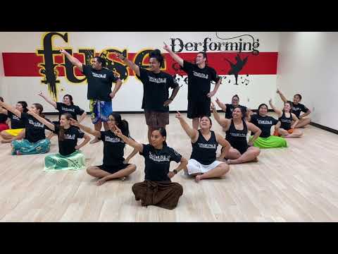 Tamālii performing Folau by Mevina Liufau - Siva Samoa