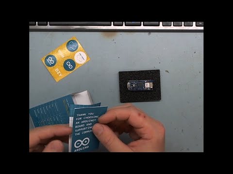 Arduino Nano 33 IoT unboxing