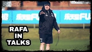 Rafa Benitez in talks with Lee Charnley about his future