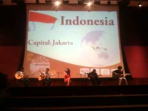 She Will Be Loved - Maroon 5 (Cover by Indonesian Students USM)