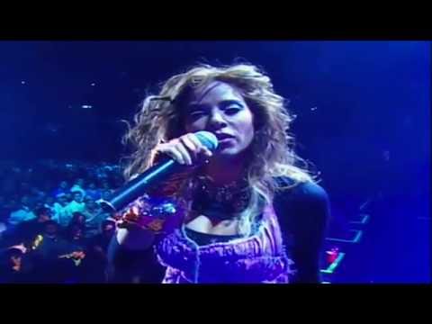 Videoclip de Me Siento Tan Sola (Live/2005) — Gloria Trevi