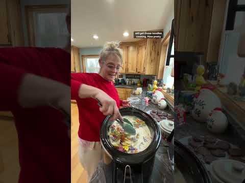 CROCKPOT CHiCKEN ALFREDO RECiPE