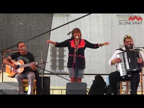 Bachtale Apsa a Bára Hrzánová (celý koncert) - Hradecký slunovrat 2021