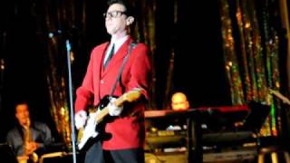 Kenny James as Buddy Holly singing Oh Boy! at Memories Theatre Jan 1, 2011
