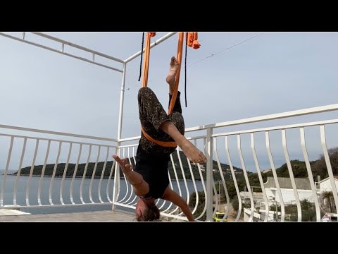 Aerial Yoga Molunat
