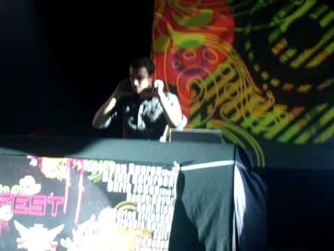istmo xtra fest - Dustin Zahn - Stranger To Stability Len Faki Podium Mix (played by exit)