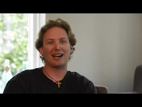 Rijk in God -  Hoe God levens veranderde tijdens de New Wine Zomerconferentie (2015)