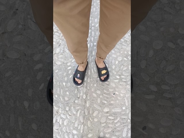 Vídeo relacionado con Zapatillas de Estar en Casa Para Niño - Chinela Destalonada - Confort - Suela de Caucho Antideslizante (SON GOKU AZUL CLARO, Sistema tallas calzado EU, Adolescente, Hombre, Números, mediano, 36)
