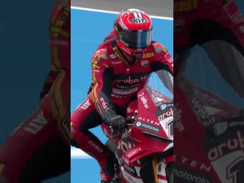 Nicolo Bulega wins the Superpole Race at Jerez 🚀 | 2026 #SpanishWorldSBK 🇪🇸