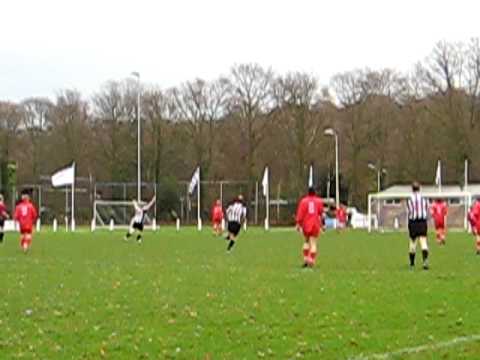 Goal Kees tegen Warmunda