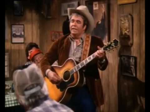 Hoyt Axton  at   Boar's Nest