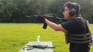 Download lagu 🇲🇨Latihan menembak senapan serbu Pindad SS2 V5 di markas TNI AD mp3