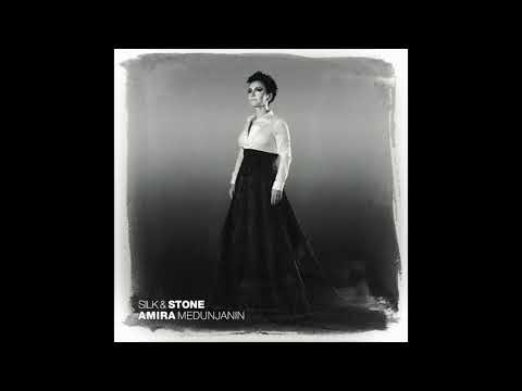 AMIRA MEDUNJANIN Iz banju ide šejtan devojče