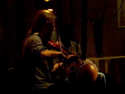 Wouter Vandenabeele & Bao Sissoko - violin / kora - Exquisite Music - Ghent  24.2.11 1/5