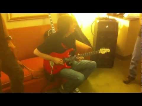 2012 NY Amp Show Phil Jones amps & Mooer mini effects