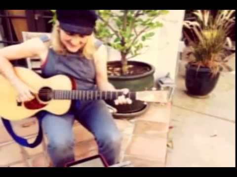 Jill Sobule Sings a Marriage Equality Song for Tony and Scott - San Francisco